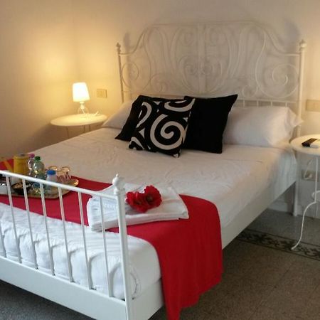 I Giardini Di Minerva Hotel Рим Стая снимка